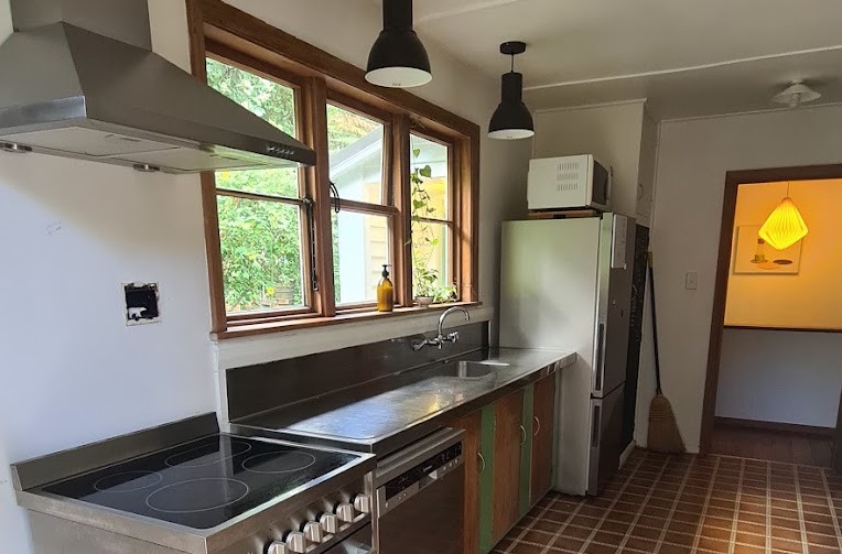 beautiful finished wellington kitchen by mauri construction service